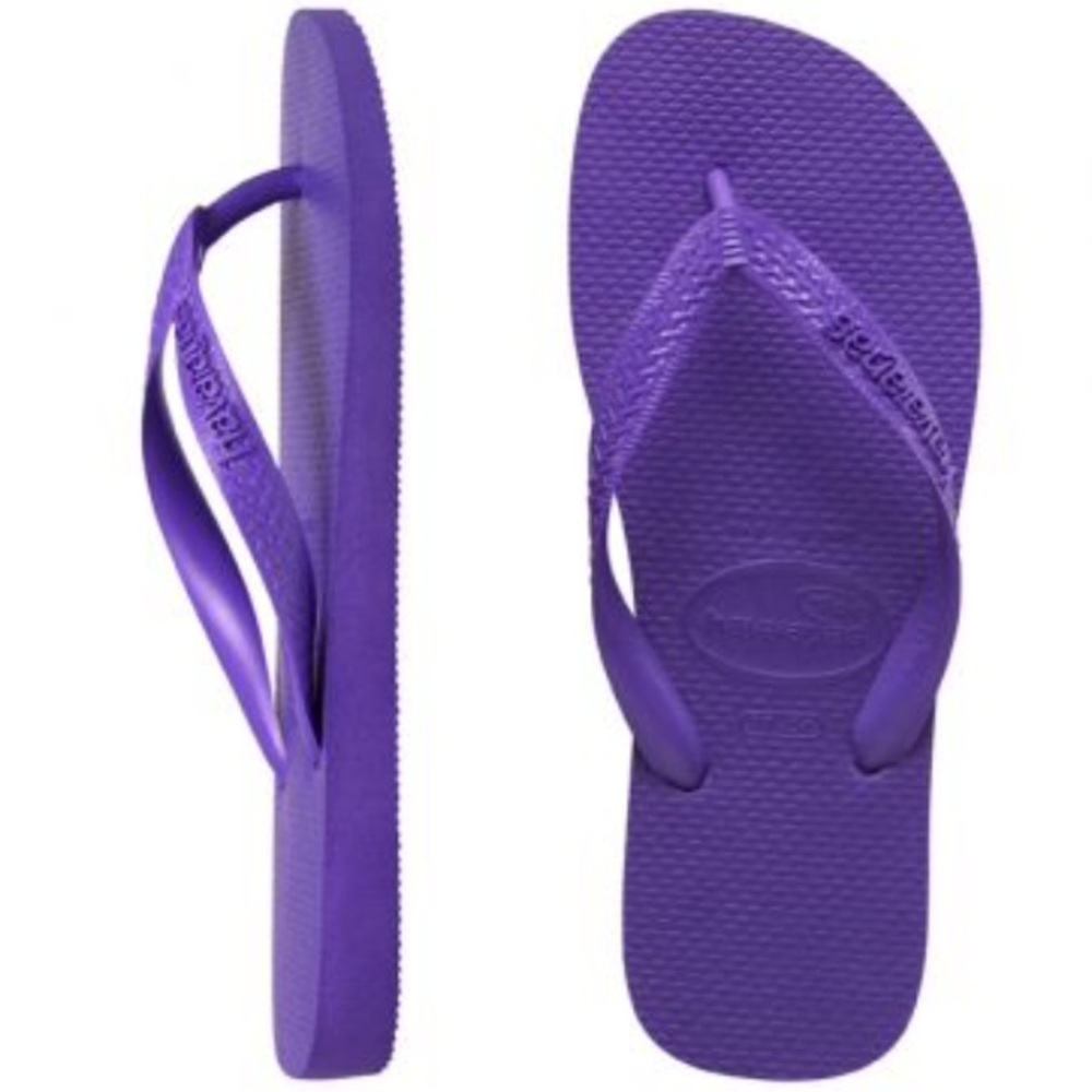 Havaianas purple 39-40 but USA size says 7/8